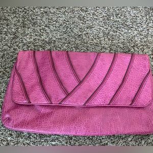 Jessica Simpson pink clutch